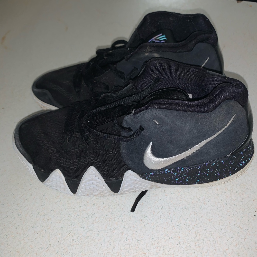 Boys kyrie Irving Nike shoes